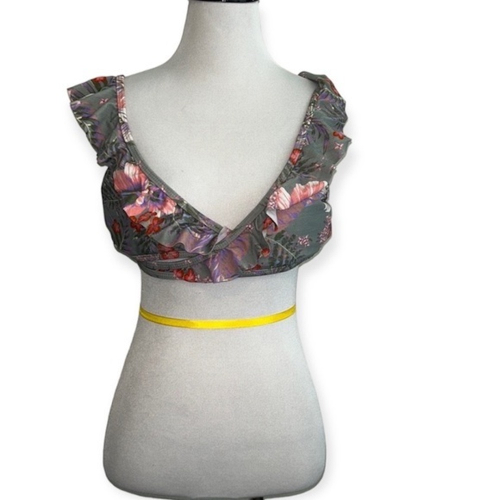 No boundaries large floral wrap front bikini top‎